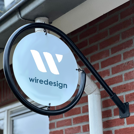 Werbeschild für das Haus